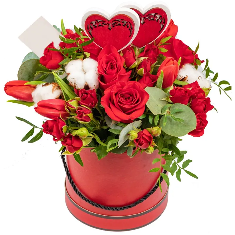 Цветы в коробке Марианна